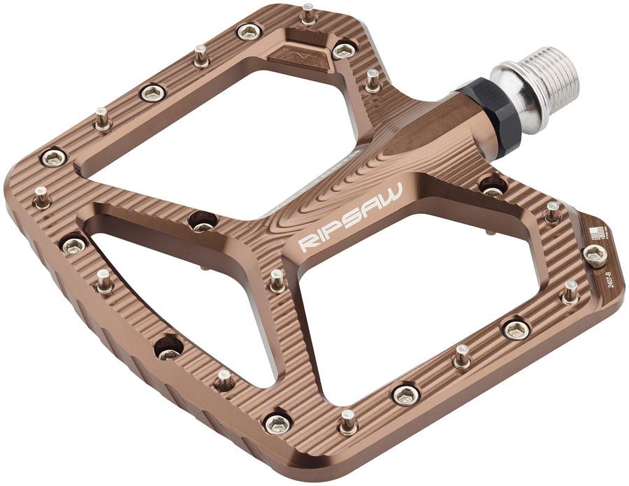 Wolf Tooth Ripsaw Aluminum Pedals - Platform Aluminum 9/16 Black Orange